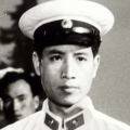 公交车太挤被从后面弄感觉好爽